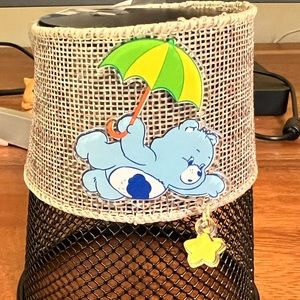 Care Bears Blue Grumpy Bear Rainy Day Umbrella Pin Lapel Lanyard New Star
